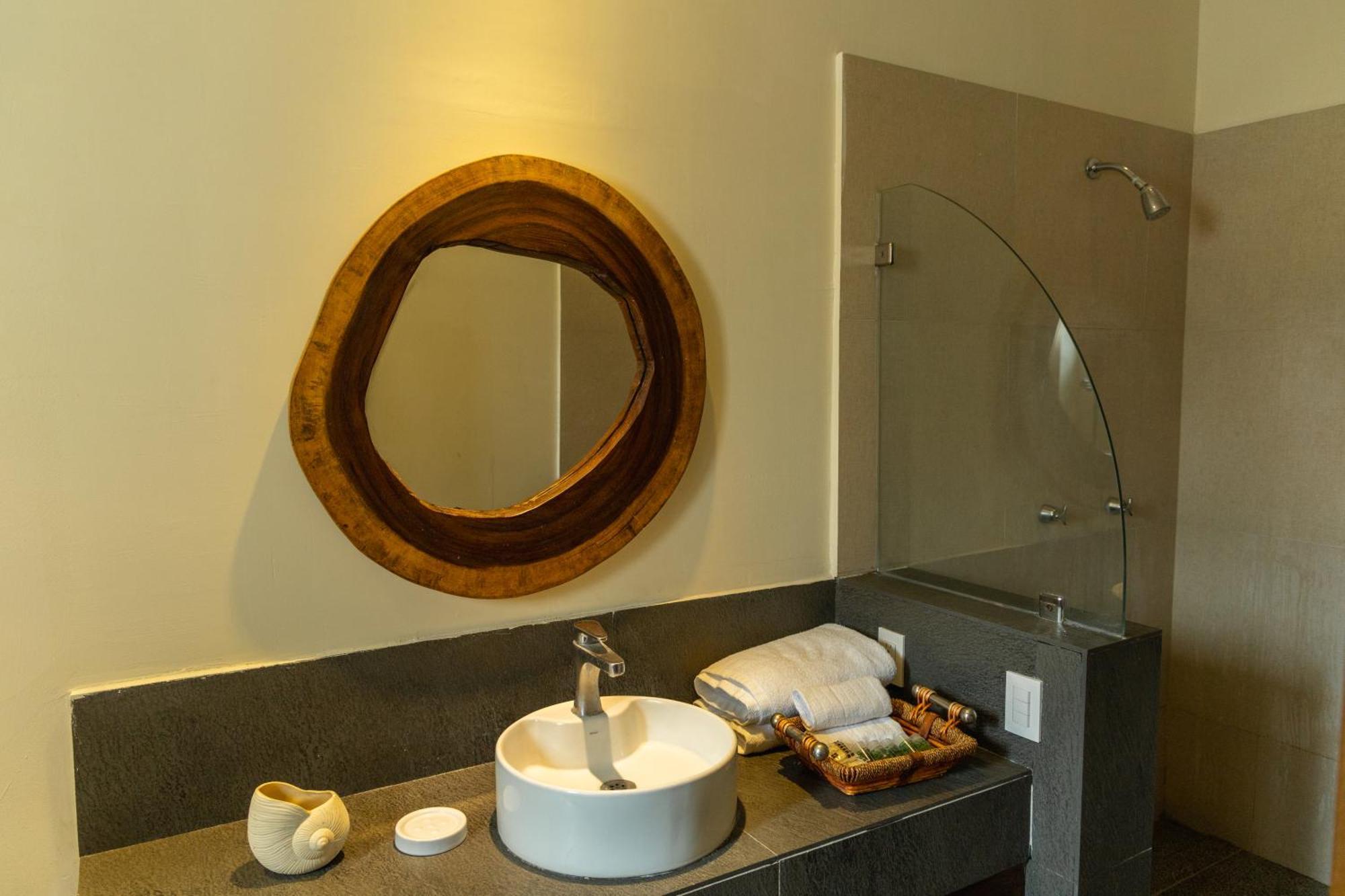 La Palma Beachfront Hotel Boutique - Self Check In Cancun Bilik gambar
